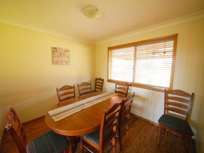 38 Lyall Street, Cowra NSW 2794