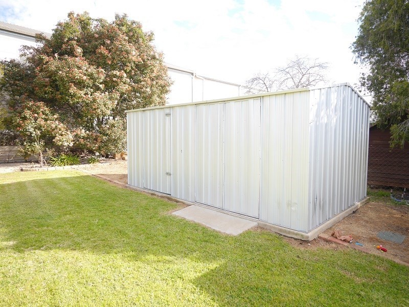 38 Lyall Street, Cowra NSW 2794