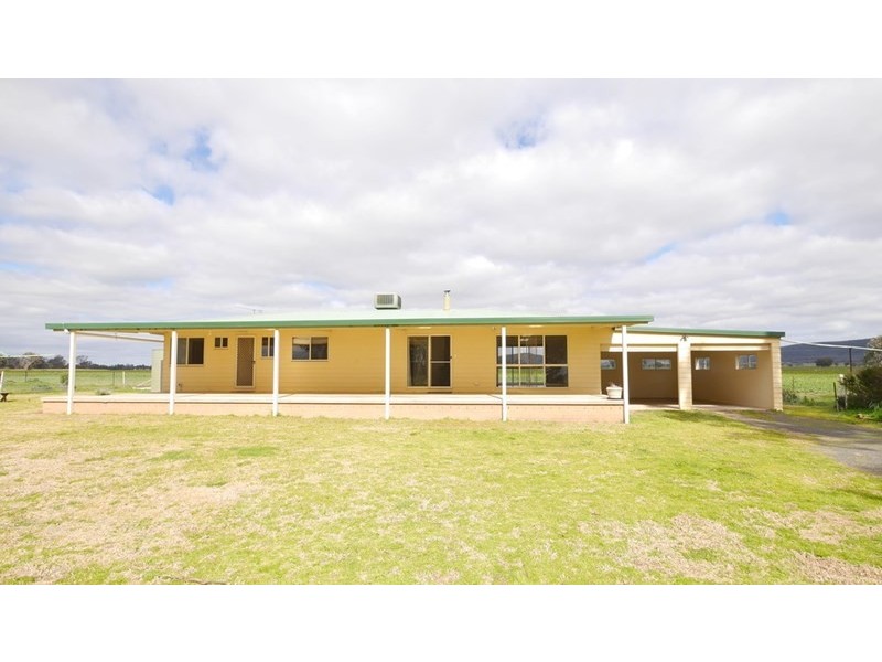 727 Barryrennie Road, Cowra NSW 2794