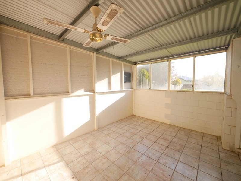 24 Kite Street, Cowra NSW 2794
