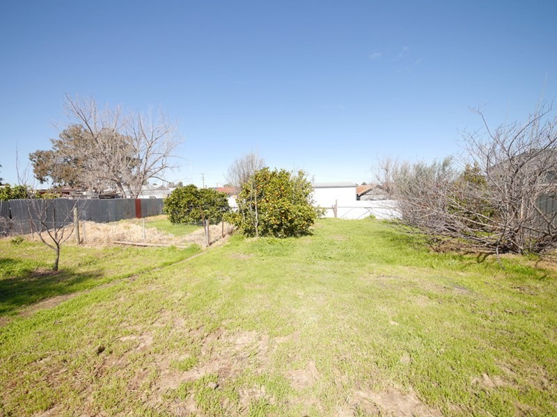 23 Baronga Street, Cowra NSW 2794