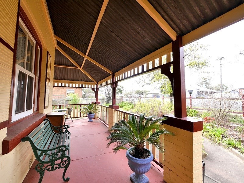 66 Darling Street, Cowra NSW 2794