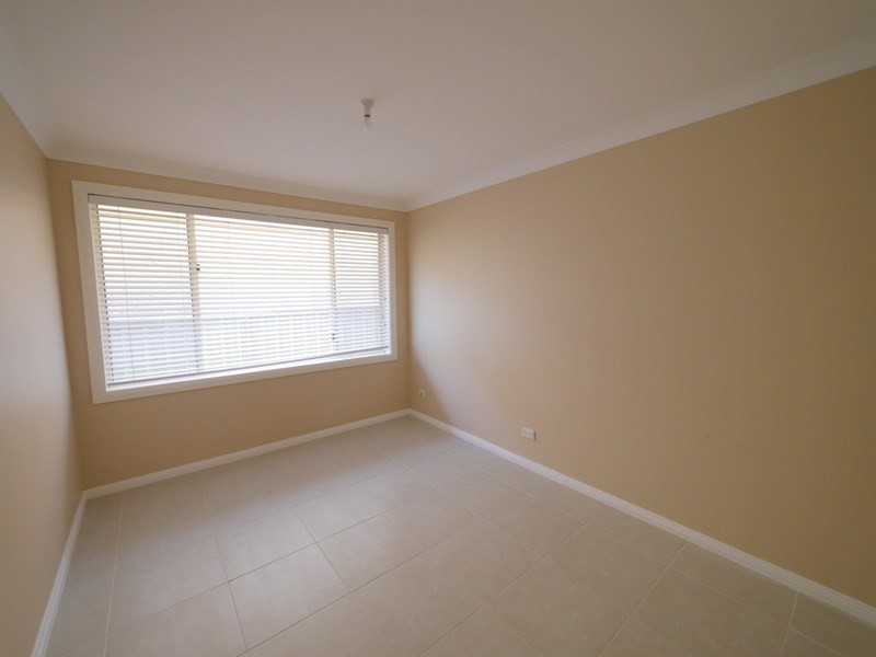 75 Lyall Street, Cowra NSW 2794