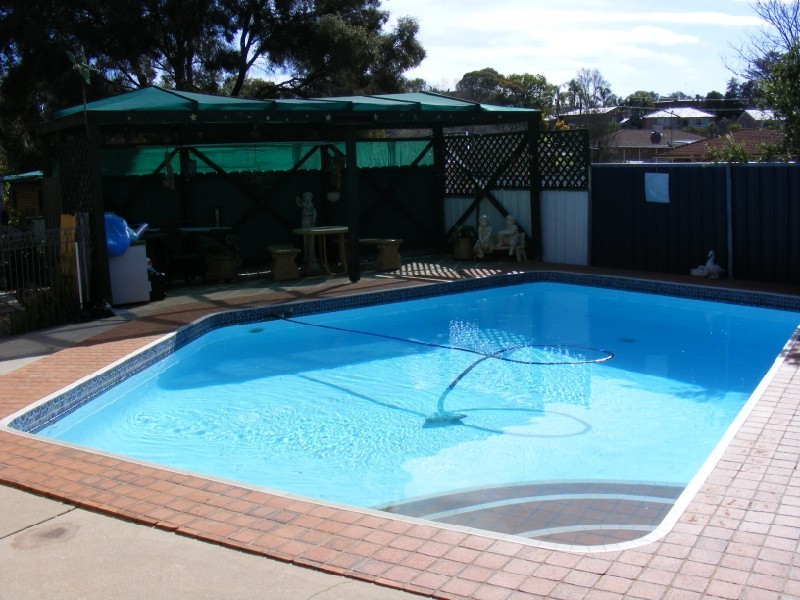 24 Comerford Street, Cowra NSW 2794