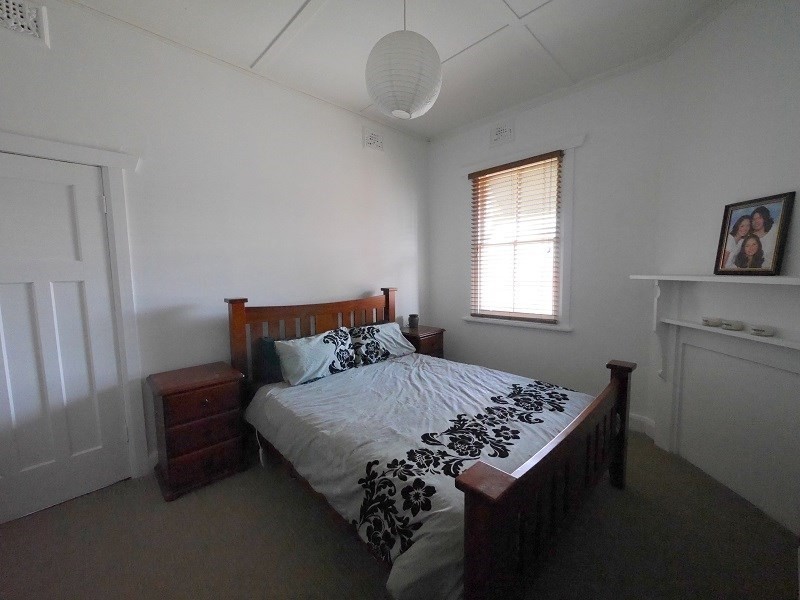 151 Fitzroy Street, Cowra NSW 2794