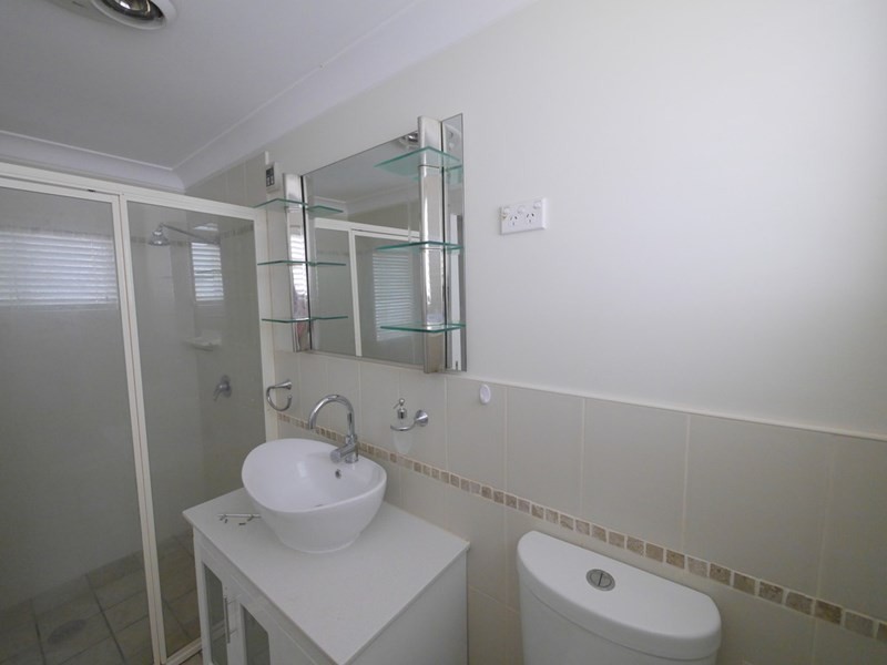 8 Bakery Lane, Cowra NSW 2794