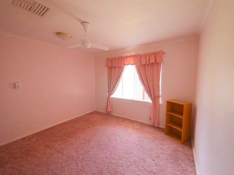 124 Fitzroy Street, Cowra NSW 2794