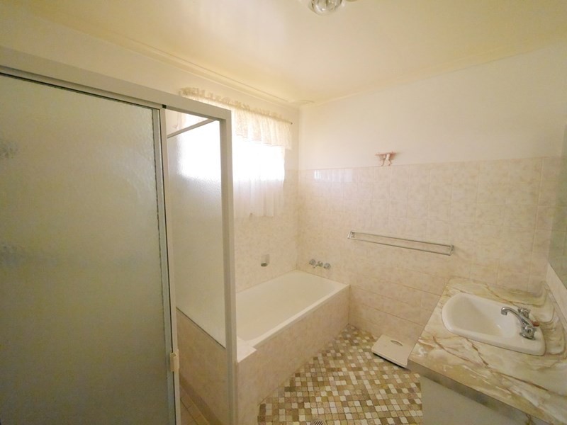 124 Fitzroy Street, Cowra NSW 2794