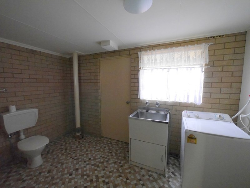 124 Fitzroy Street, Cowra NSW 2794
