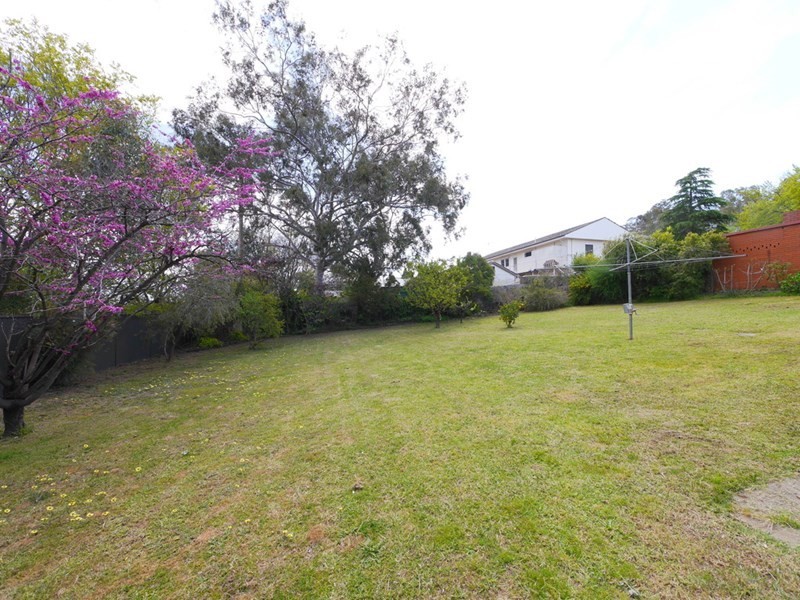 124 Fitzroy Street, Cowra NSW 2794