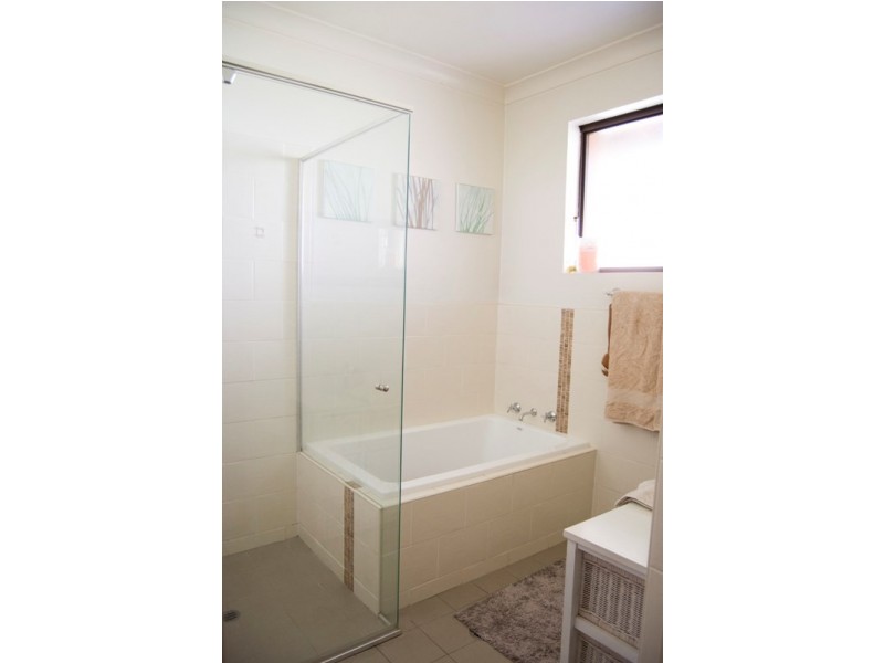 36 Lyall Street, Cowra NSW 2794