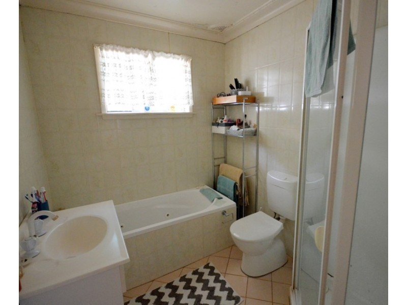 7 Kibbler Street, Cowra NSW 2794