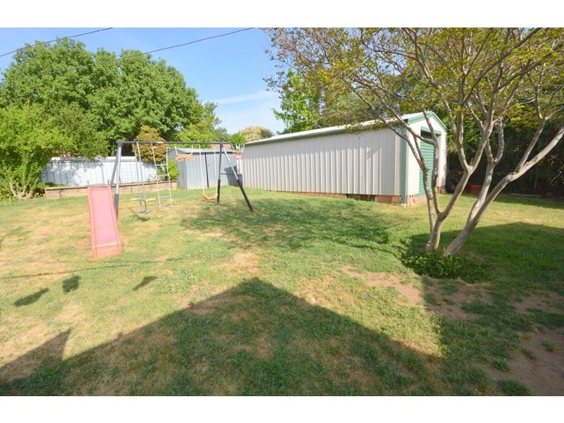 7 Kibbler Street, Cowra NSW 2794