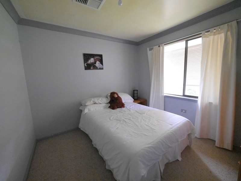 1 Coolabah Crescent, Cowra NSW 2794