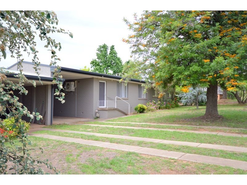 Unit 3/8 Pitt Street, Cowra NSW 2794
