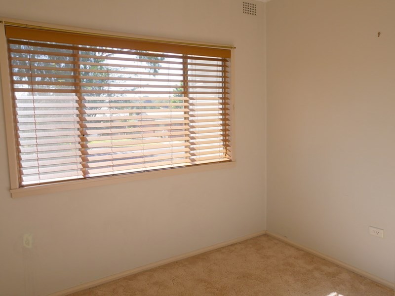 98 Redfern Street, Cowra NSW 2794