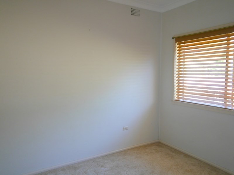 98 Redfern Street, Cowra NSW 2794