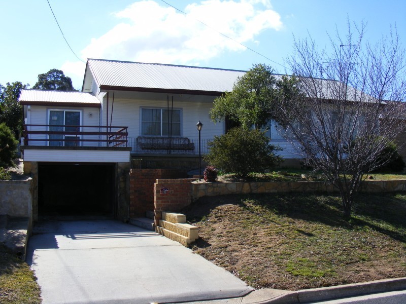 70 Bourke Street, Cowra NSW 2794