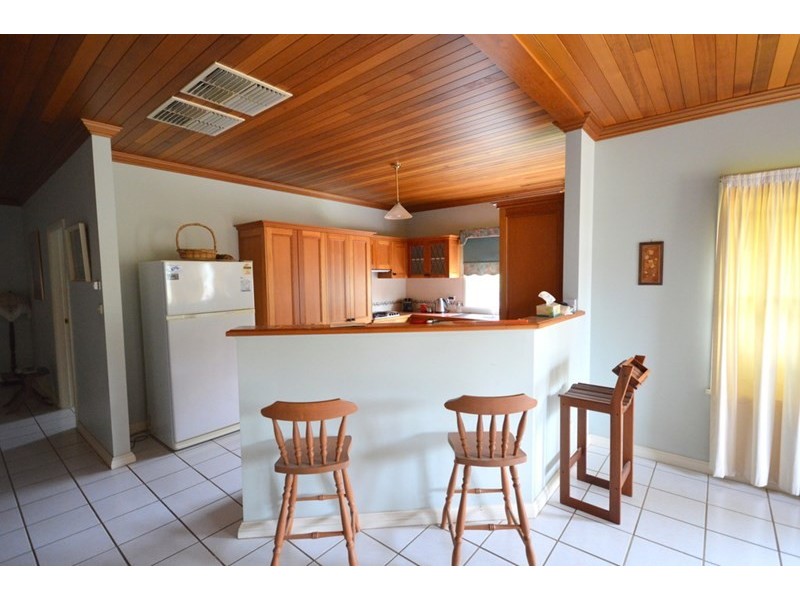 1 Appian Way, Cowra NSW 2794