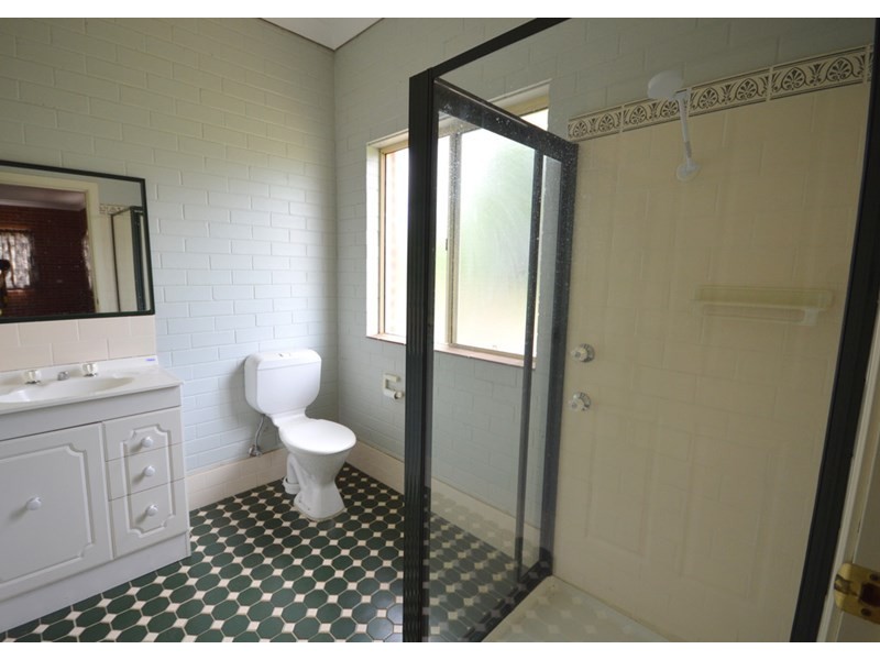 1 Appian Way, Cowra NSW 2794