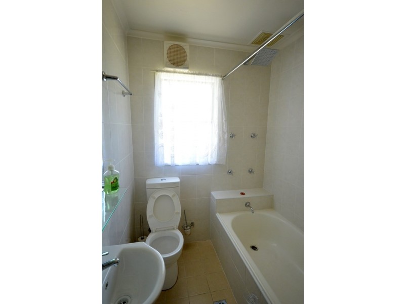 28 Victor Street, Cowra NSW 2794