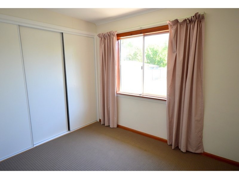 28 Victor Street, Cowra NSW 2794