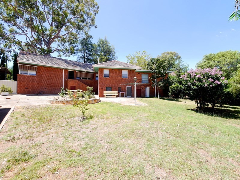 84 Macquarie Street, Cowra NSW 2794