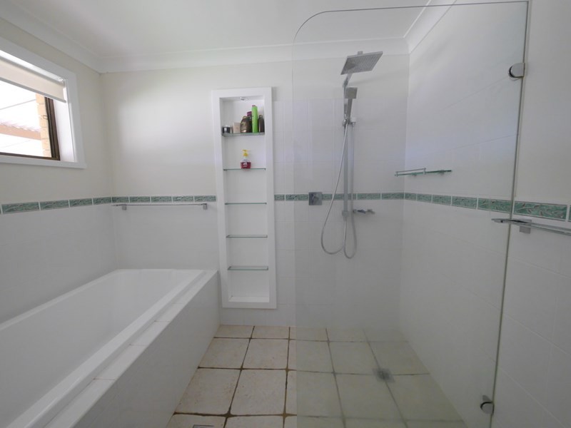 151 Willawong Street, Young NSW 2594