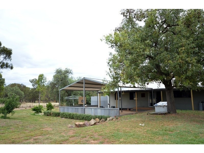 30 Brookman Road, Canowindra NSW 2804