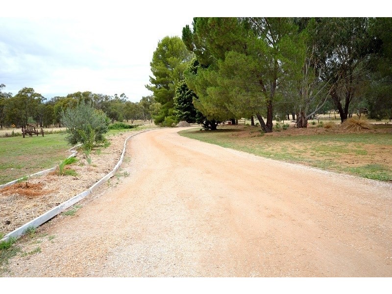 30 Brookman Road, Canowindra NSW 2804