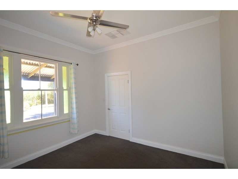 31 Nelson Street, Cowra NSW 2794