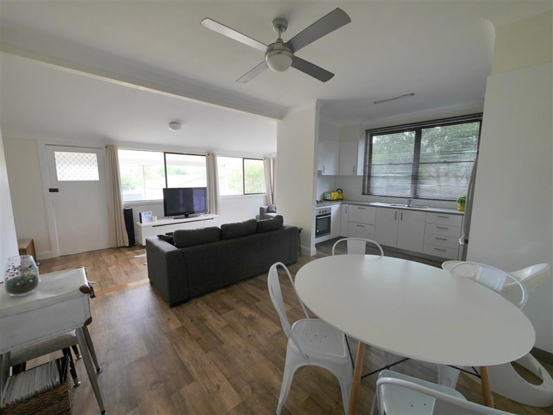 10 Whitby Street, Cowra NSW 2794