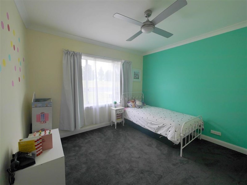 10 Whitby Street, Cowra NSW 2794