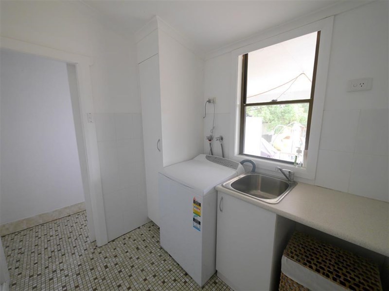 10 Whitby Street, Cowra NSW 2794