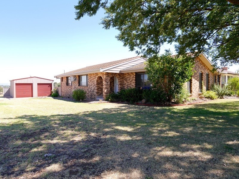 2 Farrer Street, Cowra NSW 2794