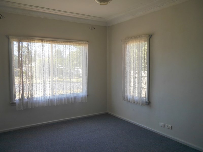 78 Lyall Street, Cowra NSW 2794