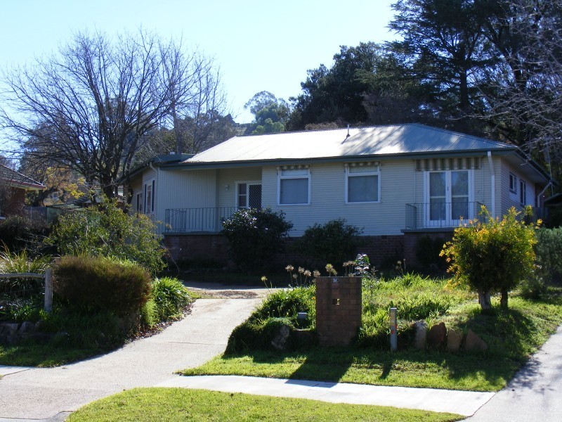 84 Liverpool Street, Cowra NSW 2794