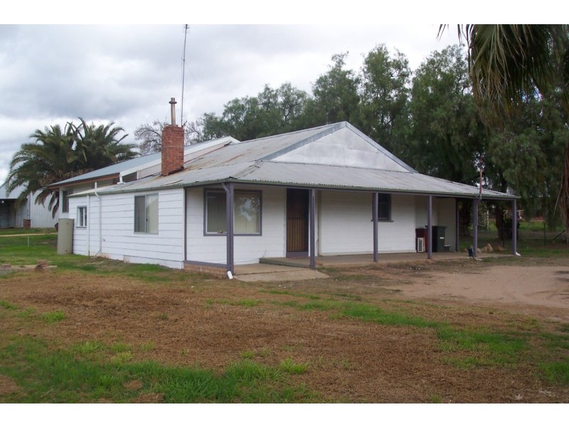 31-33 Waratah Street, Cowra NSW 2794