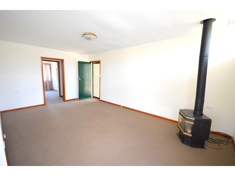 28 Victor Street, Cowra NSW 2794