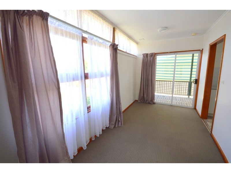 28 Victor Street, Cowra NSW 2794