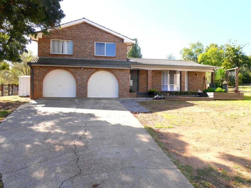 10 Kanangra Street, Cowra NSW 2794