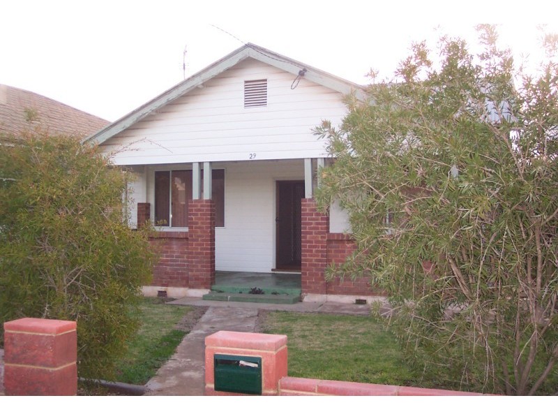 29 Ryall Street, Canowindra NSW 2804