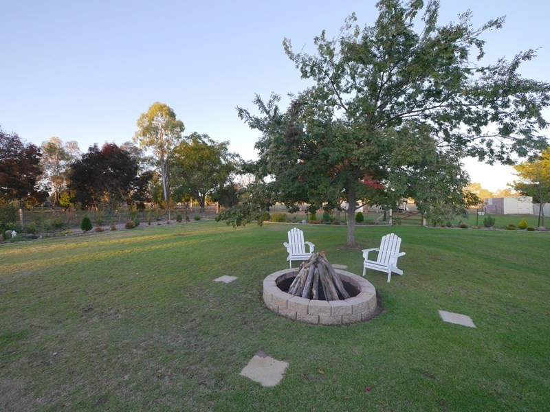 53 Jukes Lane, Cowra NSW 2794