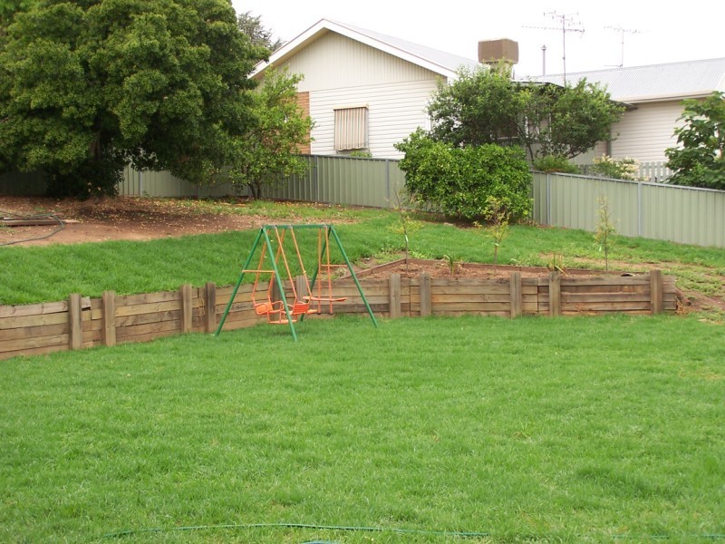 155 Fitzroy Street, Cowra NSW 2794