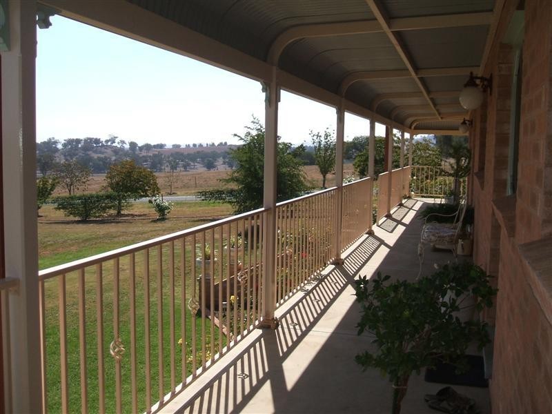 1 Gower Hardy Circuit, Cowra NSW 2794