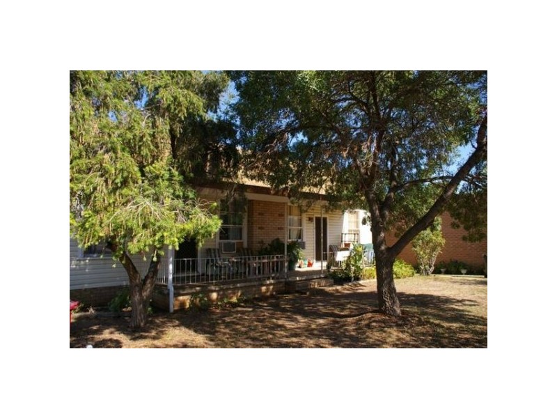 68 Redfern Street, Cowra NSW 2794