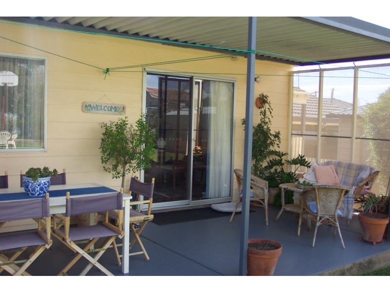 8 Walker Street, Cowra NSW 2794