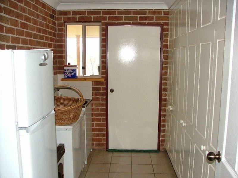 13 Grevillea Close, Cowra NSW 2794