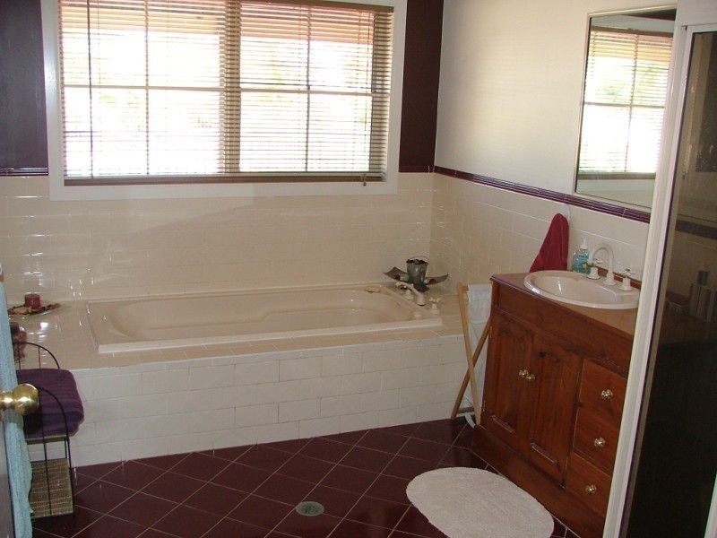 91 Waratah Street, Cowra NSW 2794