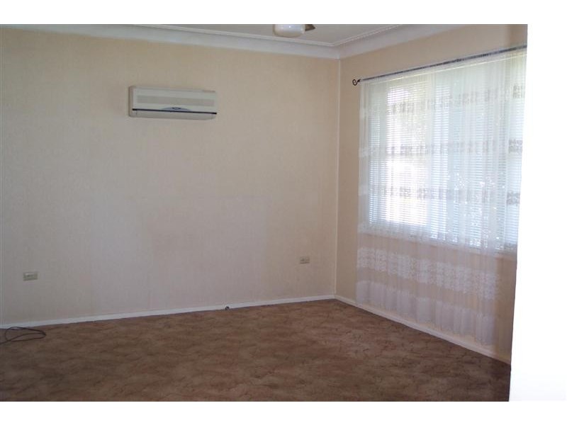 24 Eulo Street, Cowra NSW 2794